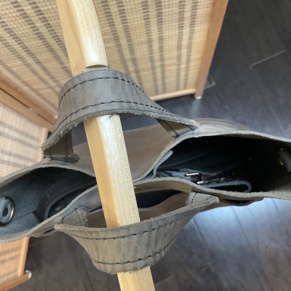 Portland Leather Goods Mini Crossbody Tote Bag w/ 2 Straps Groupie Gray - Picture 11 of 12